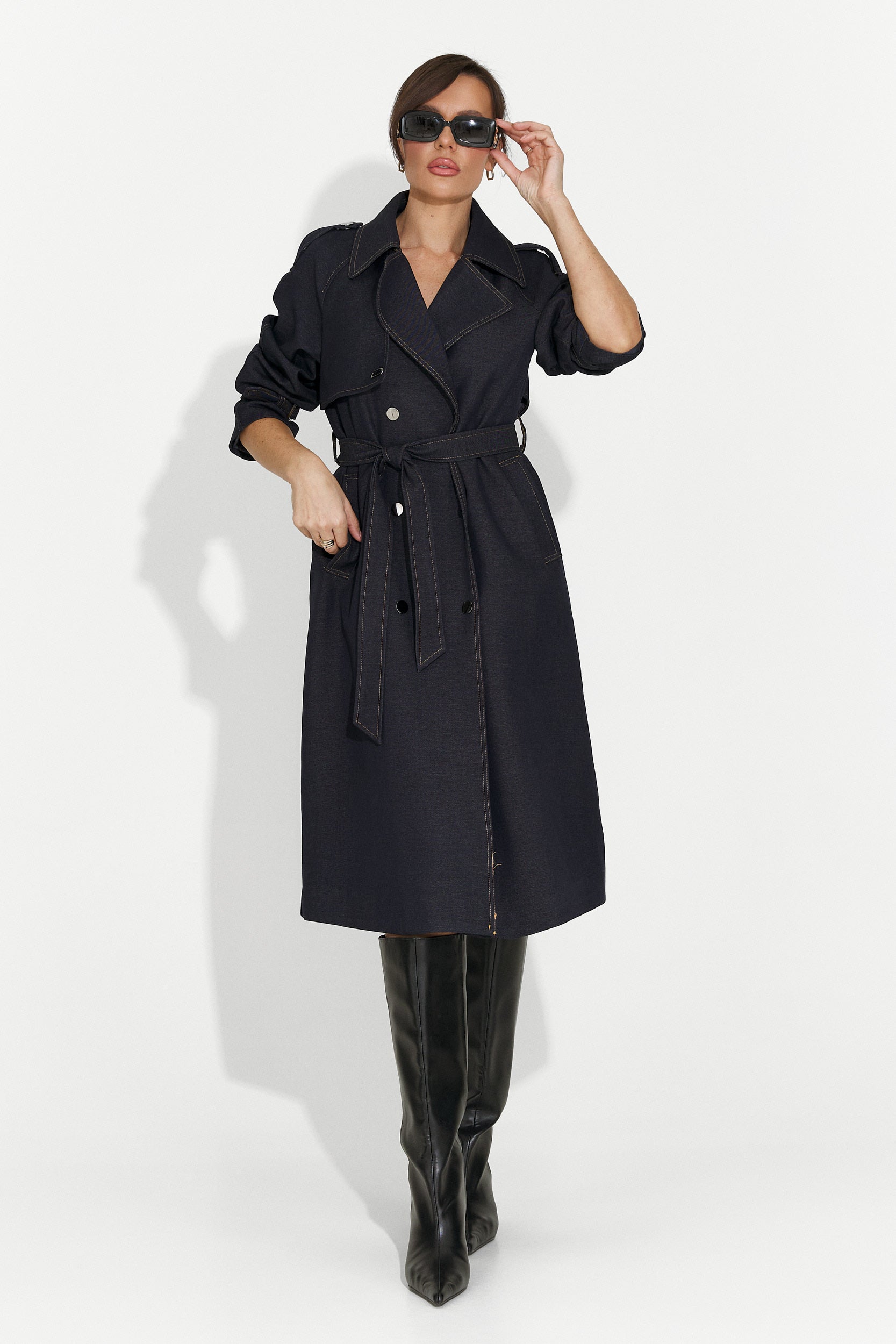abrigo-azul-marino-mujer-371kcl-1.jpg Elegante abrigo azul marino de mujer de Nuvia Bogas - Imagen 1