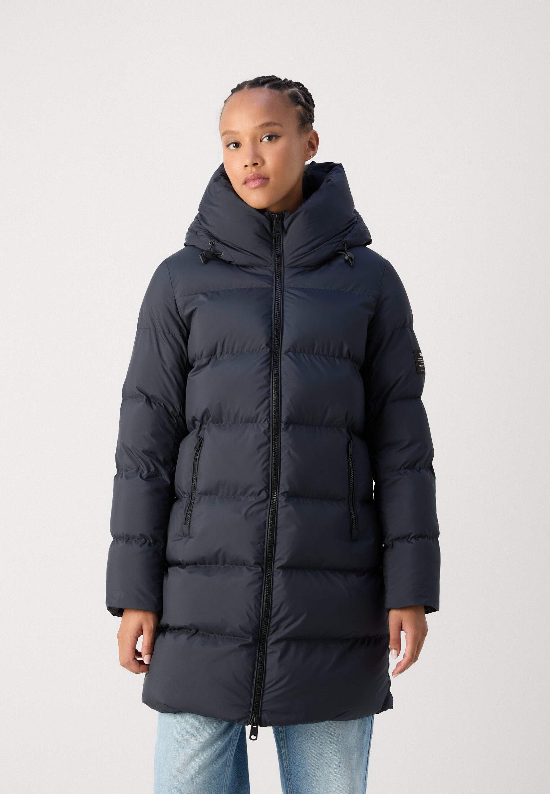abrigo-azul-marino-mujer-511ucg-1.jpg Ecoalf WOMAN Abrigo de invierno deep navy/azul marino Zalando.es - Imagen 1