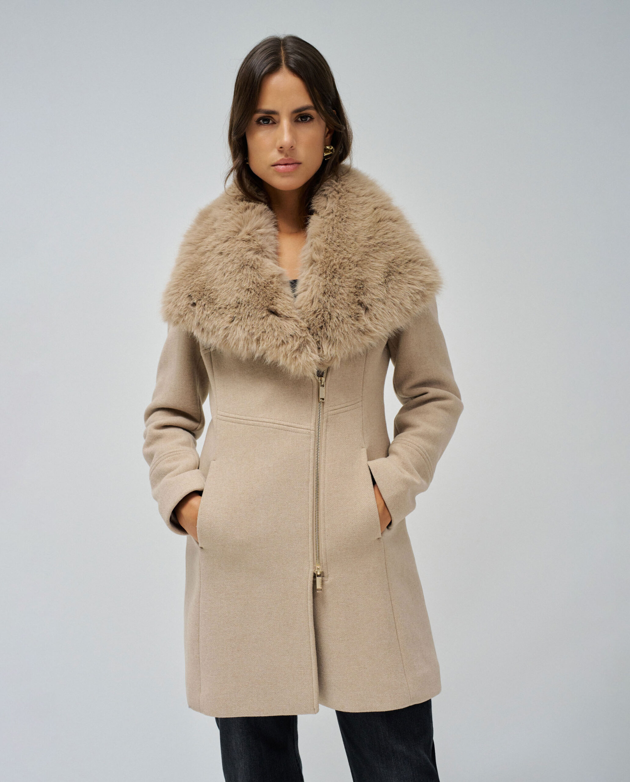 abrigo-beige-268fdh-1.jpg Abrigo de mujer de paño grace con pelo Salsa Jeans Beige · El Corte Inglés - Imagen 1