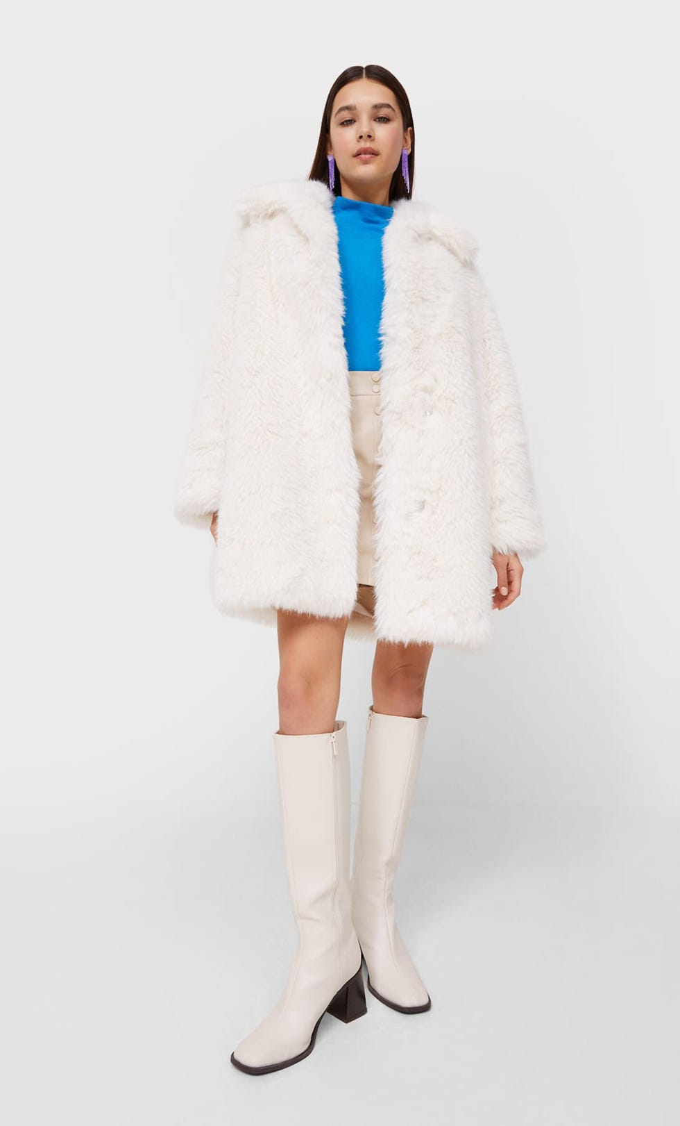 abrigo-blanco-mujer-747ofv-1.jpg Abrigo Pelo Blanco Abrigos Stradivarius Blancos Mujer El Nuevo Abrigo De Stradivarius Promete Mejorar Todos Tus - Imagen 1