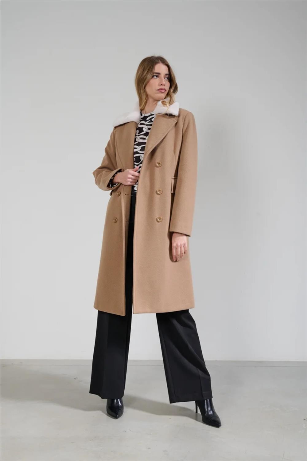 abrigo-camel-mujer-229vou-1.jpg Abrigo Camel Moda Abrigos Mujer 2016 Abrigos Largos Chaquetones Formula Joven Mujer Abrigo Largo En - Imagen 1