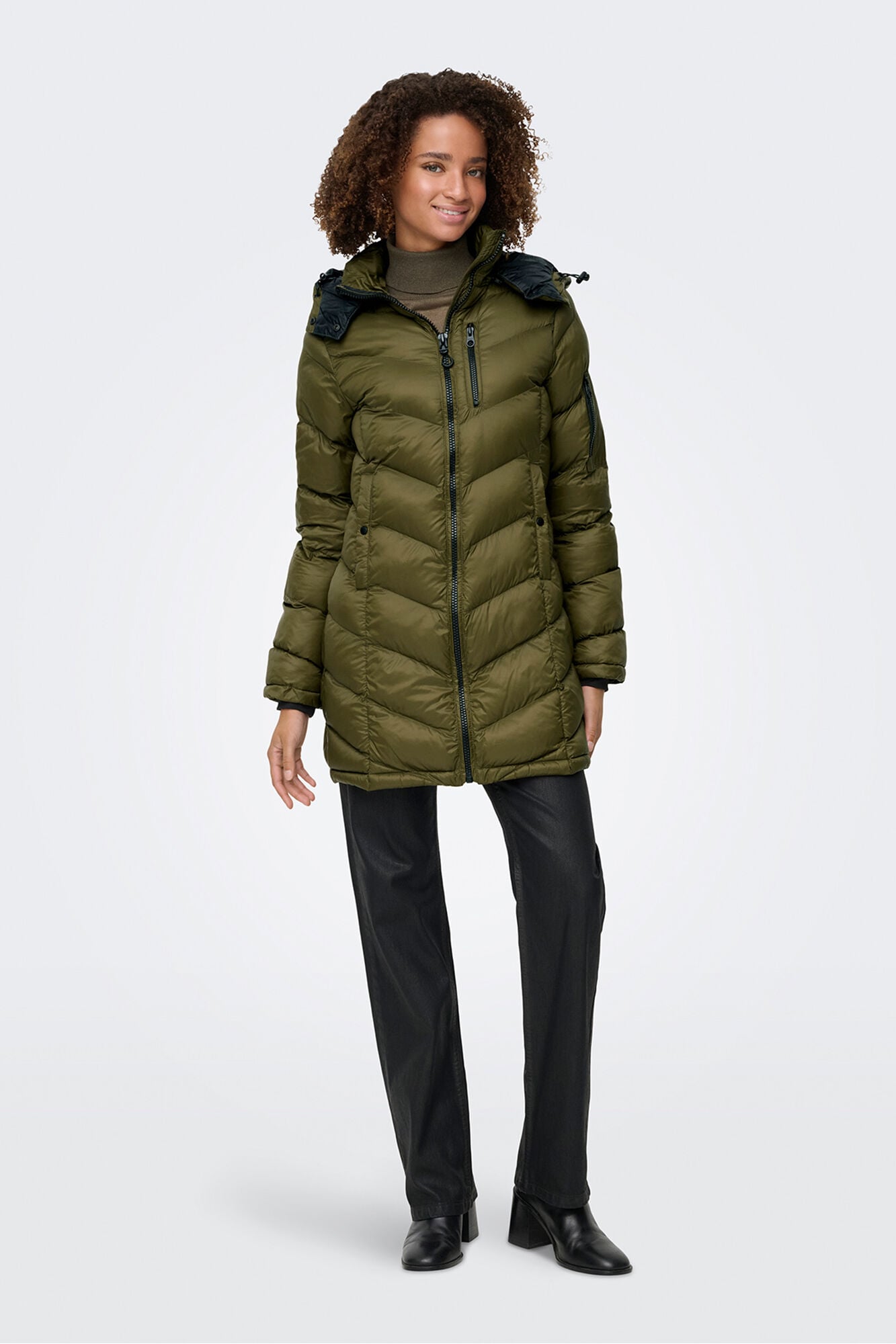 abrigo-verde-mujer-783wvc-1.jpg Abrigo acolchado impermeable | Abrigos de Mujer | SPF - Imagen 1