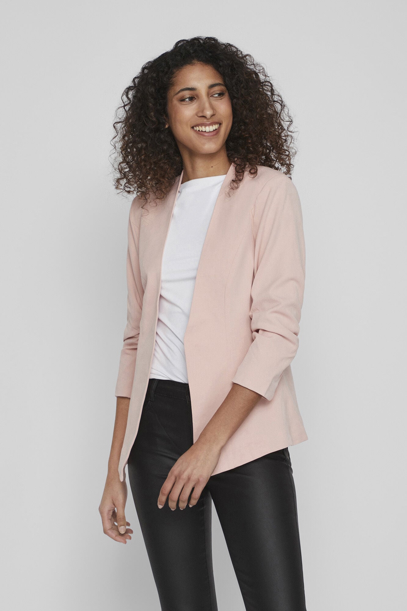 americanas-mujer-711idx-1.jpg Americana blazer manga 3/4 | Blazers de Mujer | Cortefiel - Imagen 1