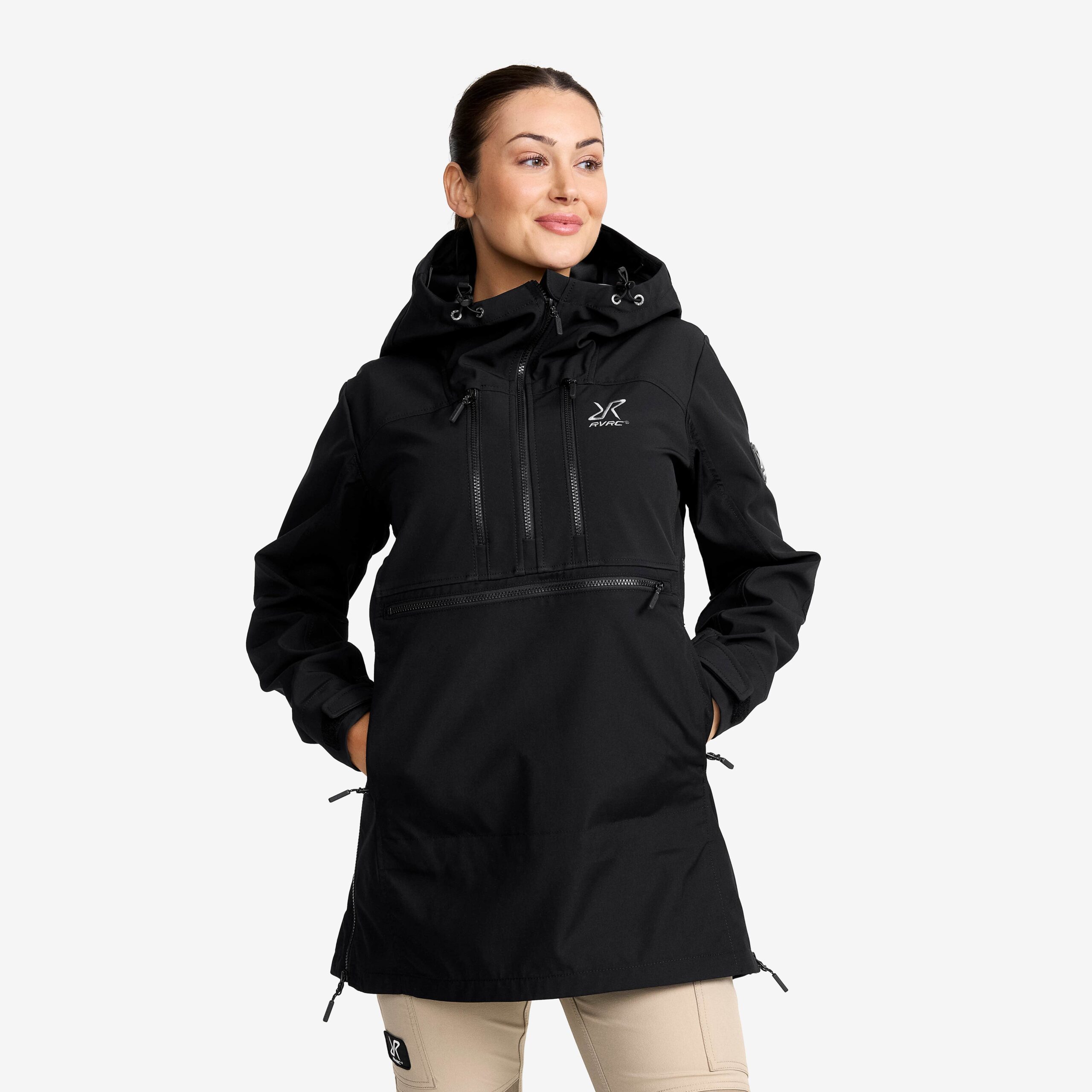 anorak-mujer-049uoj-1.jpg Outdoor Anorak Mujeres Black | RevolutionRace - Imagen 1
