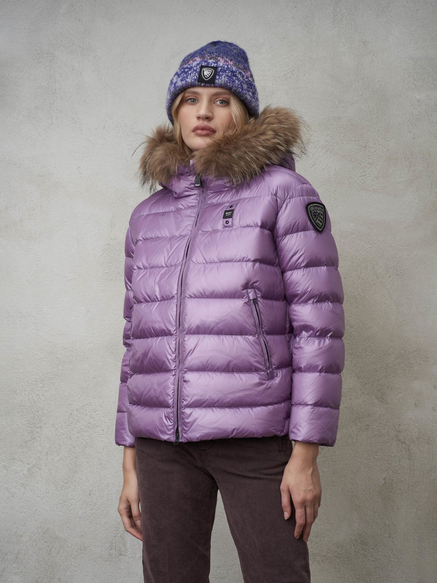 blauer-mujer-442ikn-1.jpg PLUMÍFERO CON CAPUCHA DE PIEL EXTRAÍBLE MANILA - Imagen 1