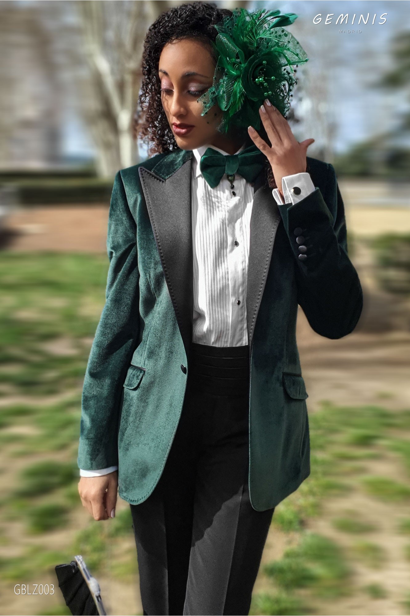 blazer-terciopelo-mujer-849rfe-1.jpg Party Blazer terciopelo verde: Chaquetas de Noche para Fiestas y Galas GBLZ003 GEMINIS - Imagen 1