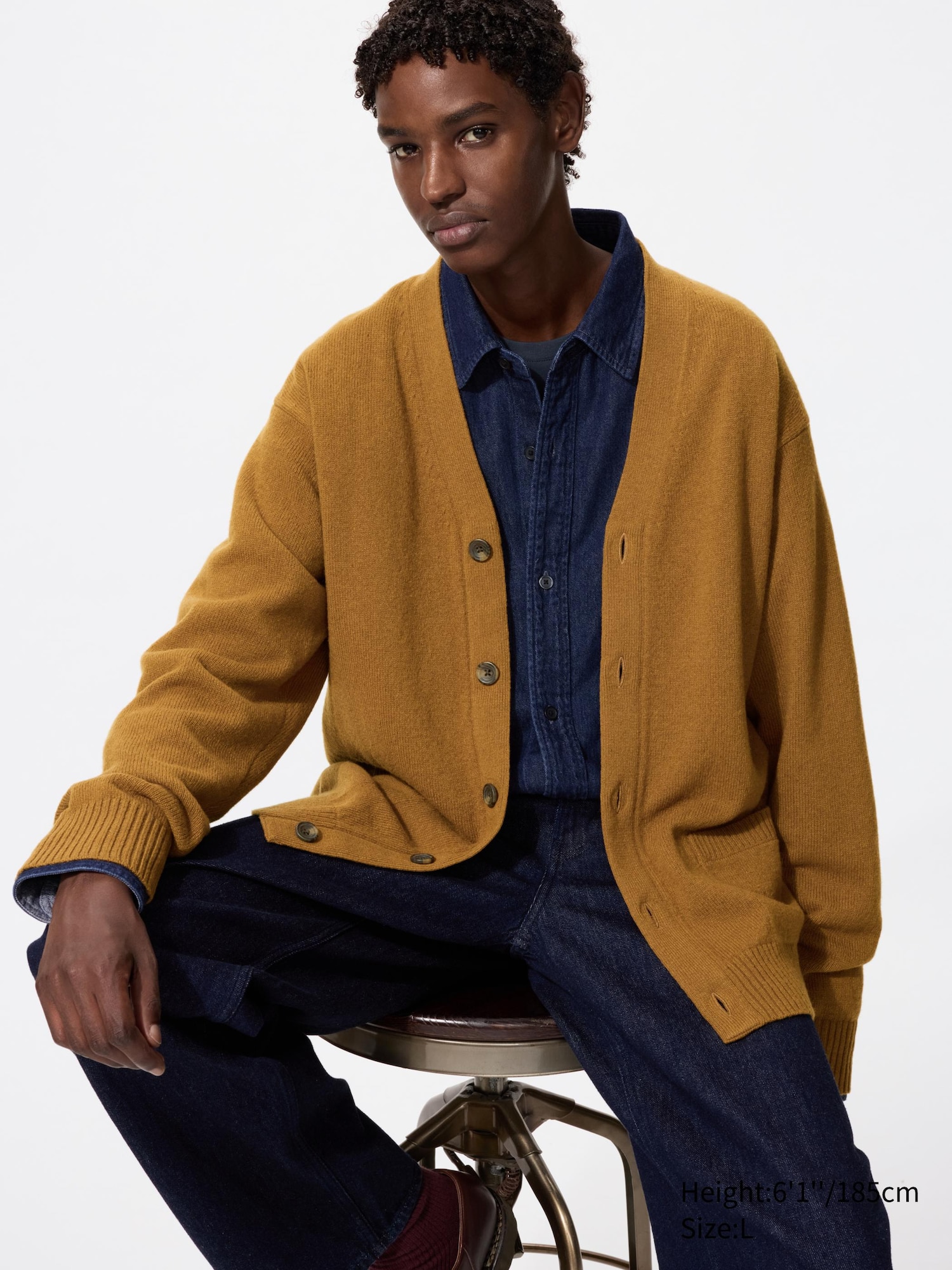 cardigan-hombre-610brm-1.jpg Cárdigan 100% lana cuello pico para Hombre | UNIQLO ES - Imagen 1