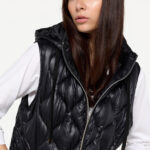 Chaleco acolchado capucha | Ofertas en chalecos de mujer | Fifty Outlet