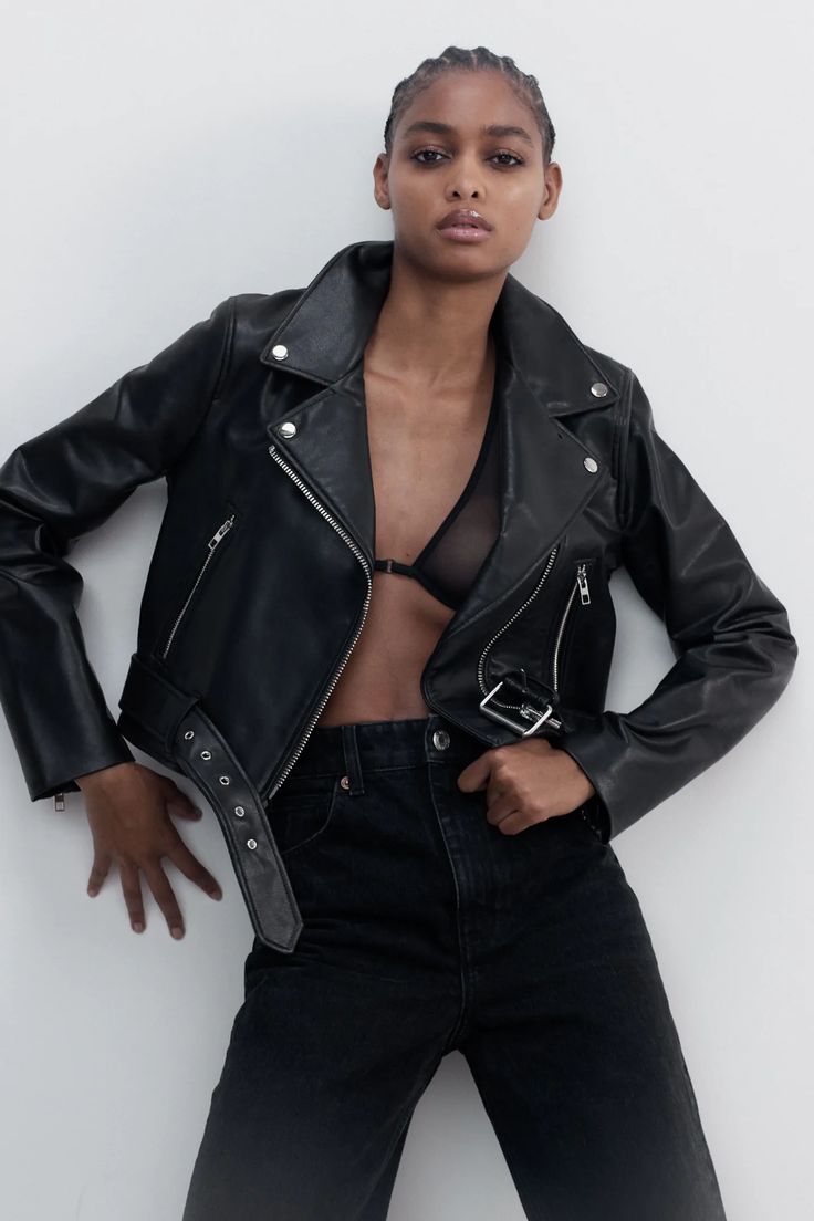 chaqueta-cuero-mujer-066yrm-1.jpg Cuero Cazadora Zara Negra Mujer Bomber Jacket Zara Cazadoras Efecto Piel Mujer Bomber Jacket Chaqueta Negra - Imagen 1