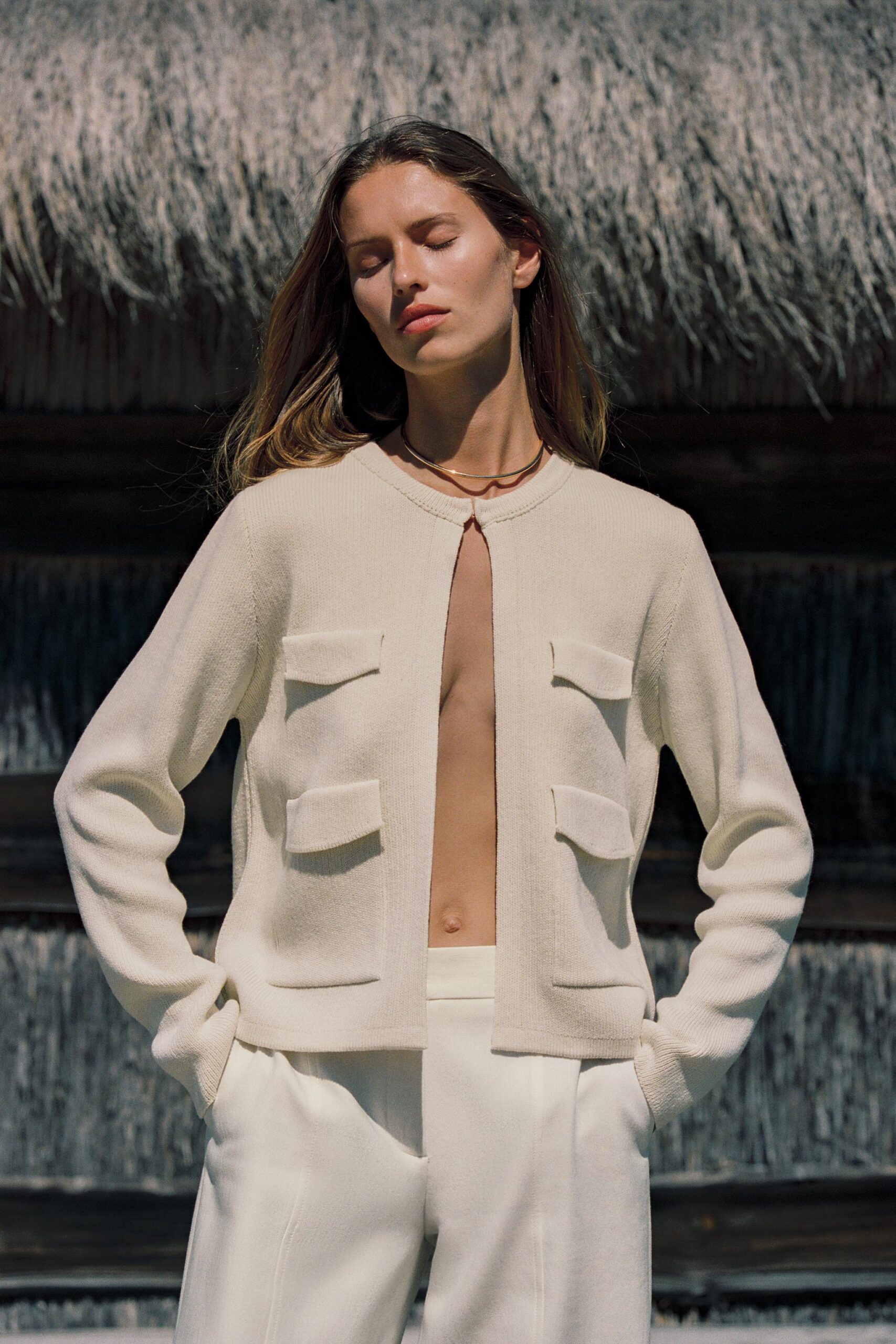 chaqueta-entretiempo-mujer-797crv-1.jpg 5 chaquetas de entretiempo de Zara de tendencia primavera 2025 - Imagen 1