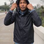 Chaqueta impermeable reciclada para hombre | United By Blue