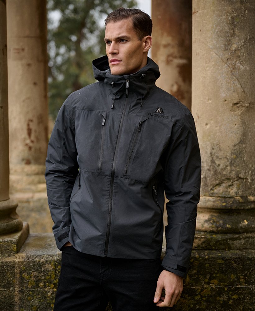 chaqueta-impermeable-hombre-800huo-1.jpg Hombre Chaqueta impermeable en grafito azul | Superdry ES - Imagen 1