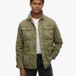 Hombre Chaqueta militar ligera M65 en verde aceituna empolvado | Superdry ES