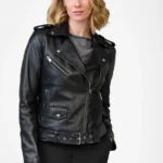 Chaqueta negra cruzada mujer
