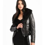 chaqueta poli piel y pelito negra