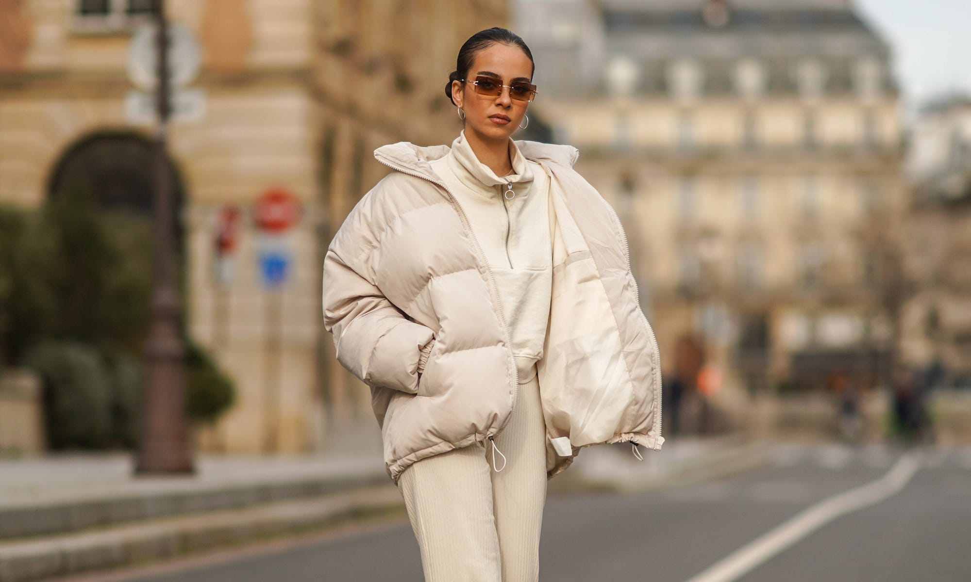 chaqueta-plumas-mujer-762muc-1.jpg 15 abrigos de plumas que son tendencia este invierno - Imagen 1
