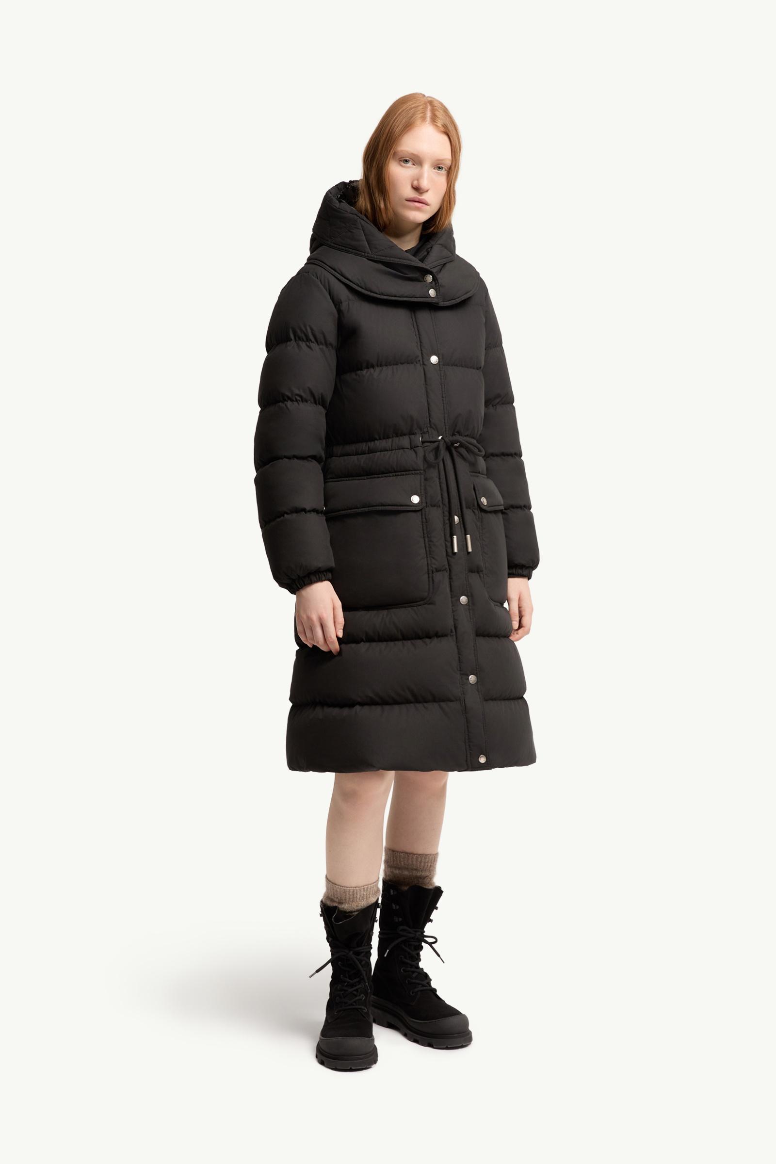 plumifero-largo-mujer-188lsb-1.jpg Plumífero largo con capucha Pic Negro Chaquetas Largas de Mujer | Moncler ES - Imagen 1